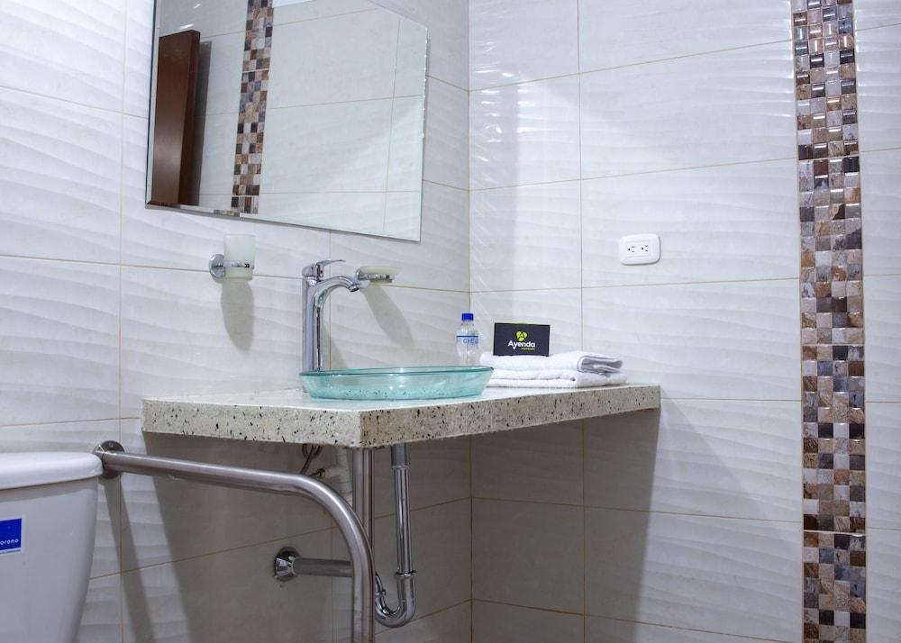 Hotel Riviera Plaza Bucaramanga Bagian luar foto