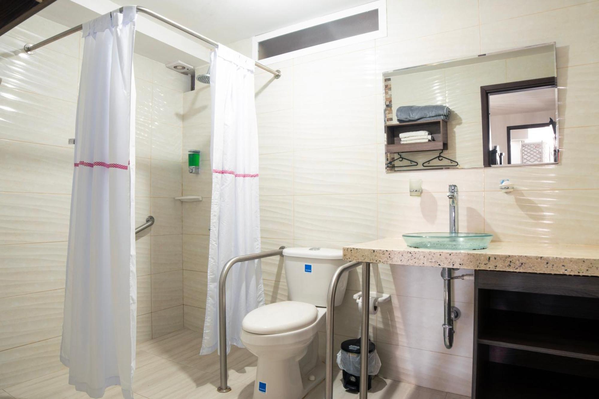 Hotel Riviera Plaza Bucaramanga Bagian luar foto
